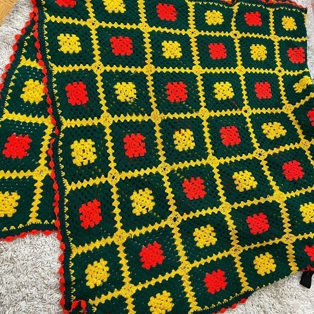 Hand  made crochet throw blanket or tablecloth afghan size 94x51”